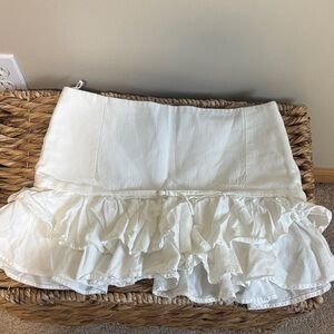 Zara White Ruffled Mini Skirt